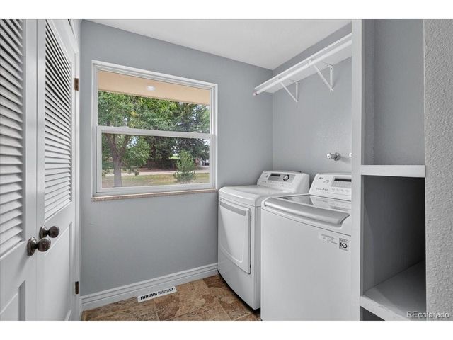 3471 S Owens Ct, Lakewood, CO 80227