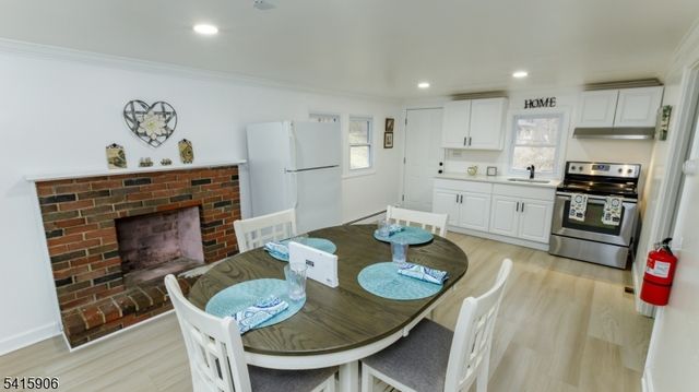 21 Greendale Rd, Andover Twp., NJ 07860