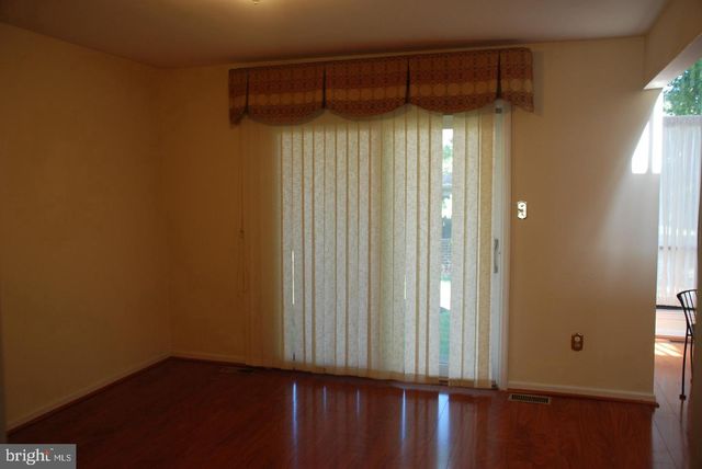 28 KNOX CT, Chesterbrook, PA 19087