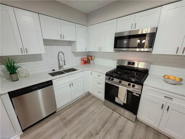 1788 Sword Dancer DR, Virginia Beach, VA 23454