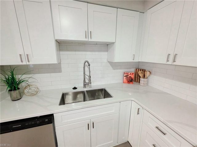 1788 Sword Dancer DR, Virginia Beach, VA 23454