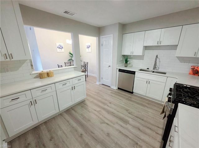 1788 Sword Dancer DR, Virginia Beach, VA 23454