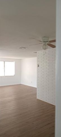 131 E Camphor Street, Avon Park, FL 33825