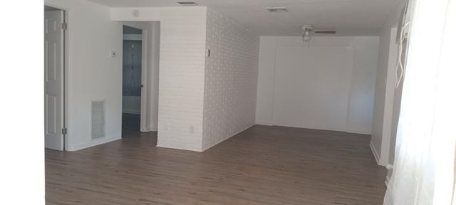 131 E Camphor Street, Avon Park, FL 33825