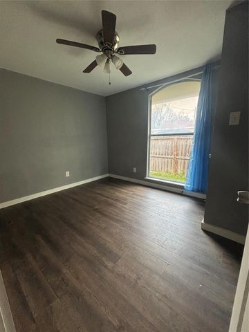 1208 Pine Street, Baytown, TX 77520