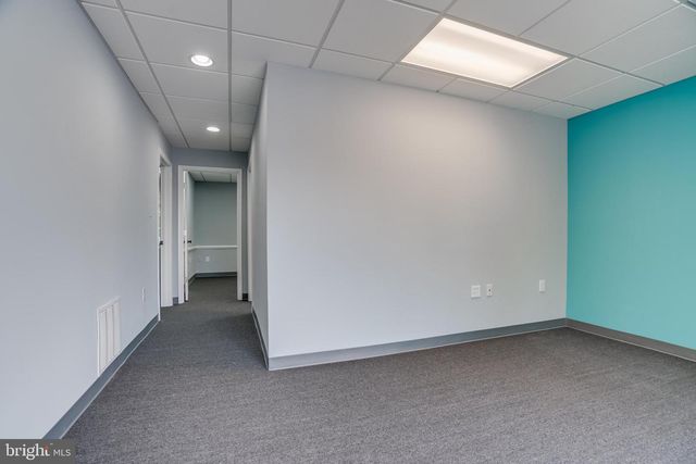 6207 OLD KEENE MILL CT #11, Springfield, VA 22152