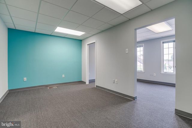 6207 OLD KEENE MILL CT #11, Springfield, VA 22152