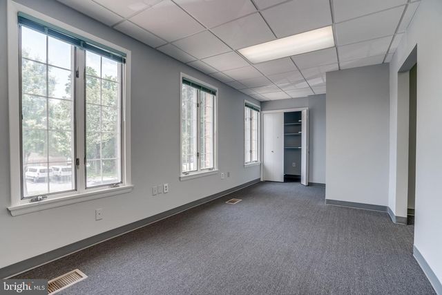 6207 OLD KEENE MILL CT #11, Springfield, VA 22152