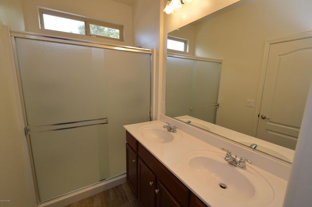 9661 S Crowley Brothers Drive, Tucson, AZ 85747
