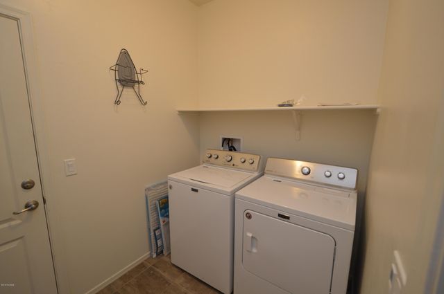 9661 S Crowley Brothers Drive, Tucson, AZ 85747