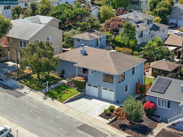 3716 Kenwood Ave, San Mateo, CA 94403