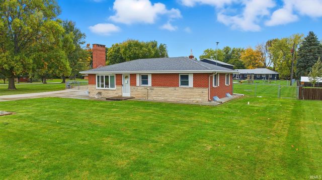 25163 County Road 26, Elkhart, IN 46517