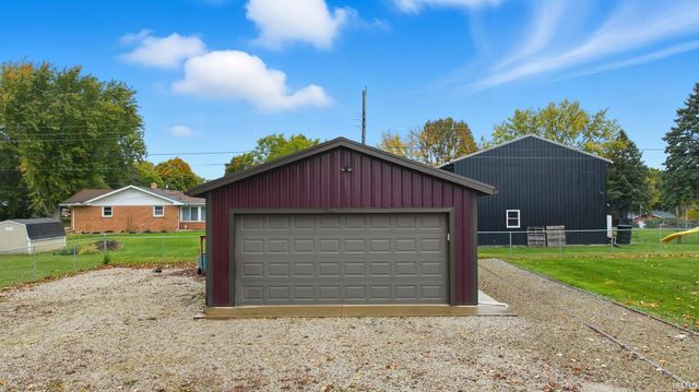 25163 County Road 26, Elkhart, IN 46517