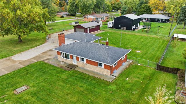 25163 County Road 26, Elkhart, IN 46517
