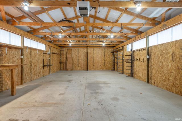 25163 County Road 26, Elkhart, IN 46517