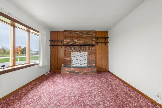 25163 County Road 26, Elkhart, IN 46517