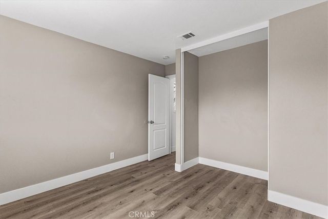 718 Saint Helena, Corona, CA 92879