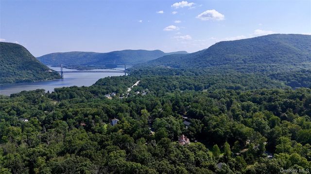 4 Deer Run Trail, Fort Montgomery, NY 10922