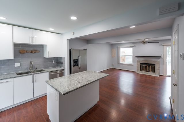 1969 Airy Cir, Henrico, VA 23238