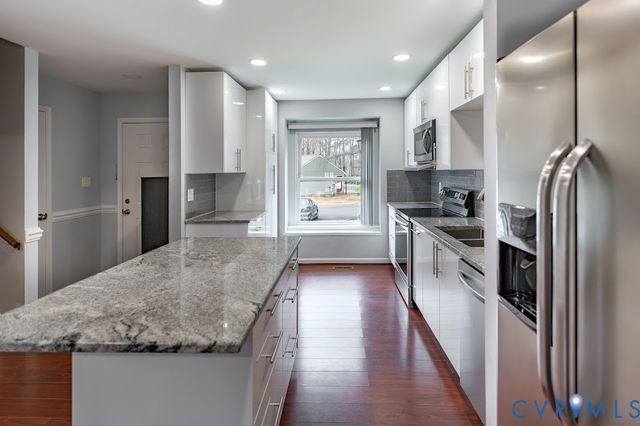 1969 Airy Cir, Henrico, VA 23238