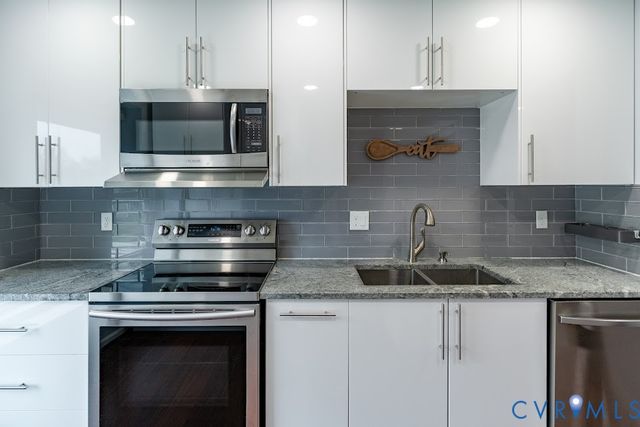 1969 Airy Cir, Henrico, VA 23238