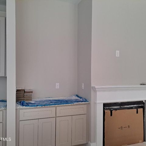 13301 Nc-27 3, Broadway, NC 27505