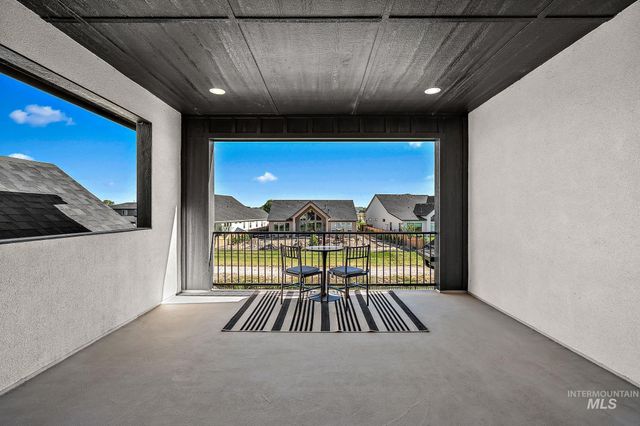 6810 Saddle Bred Way, Star, ID 83669