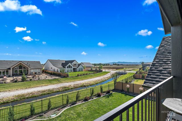 6810 Saddle Bred Way, Star, ID 83669
