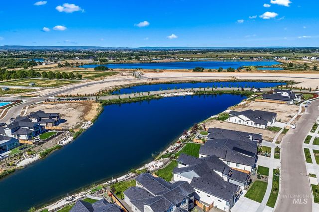 6810 Saddle Bred Way, Star, ID 83669