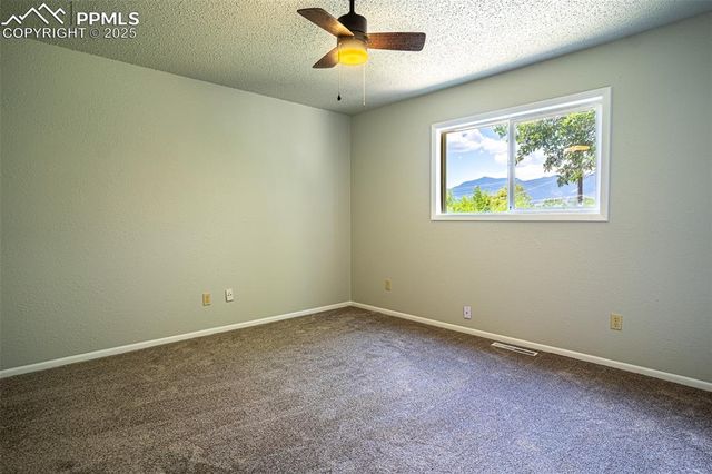 810 Hutchinson Drive, Colorado Springs, CO 80910