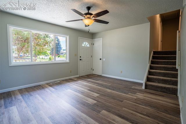 810 Hutchinson Drive, Colorado Springs, CO 80910