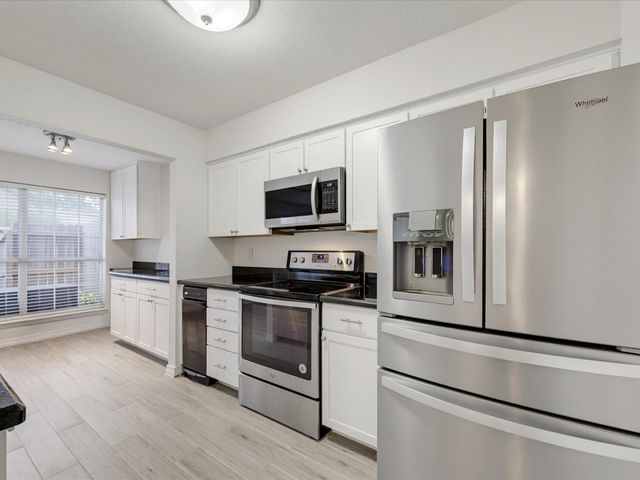 1653 W Sam Houston Parkway S, Houston, TX 77042