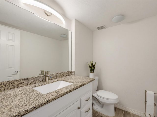 1653 W Sam Houston Parkway S, Houston, TX 77042