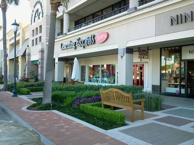 1653 W Sam Houston Parkway S, Houston, TX 77042