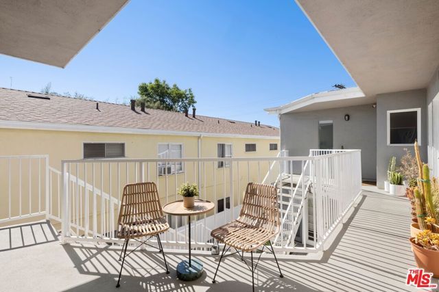 2641 4th Street 6, Santa Monica, CA 90405