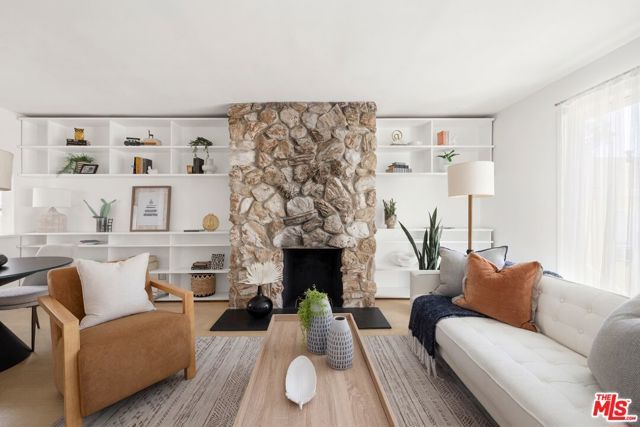 2641 4th Street 6, Santa Monica, CA 90405