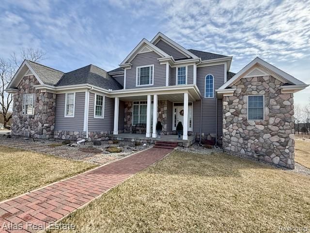 5064 Hidden Ridge Drive, Metamora, MI 48455
