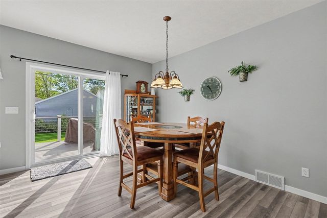 17588 Reenders Street, Spring Lake, MI 49456
