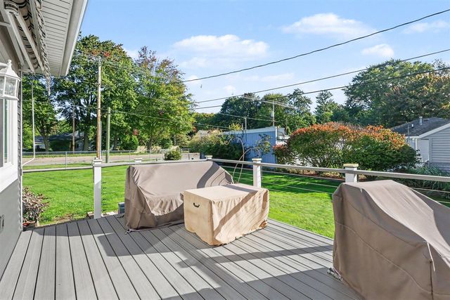 17588 Reenders Street, Spring Lake, MI 49456