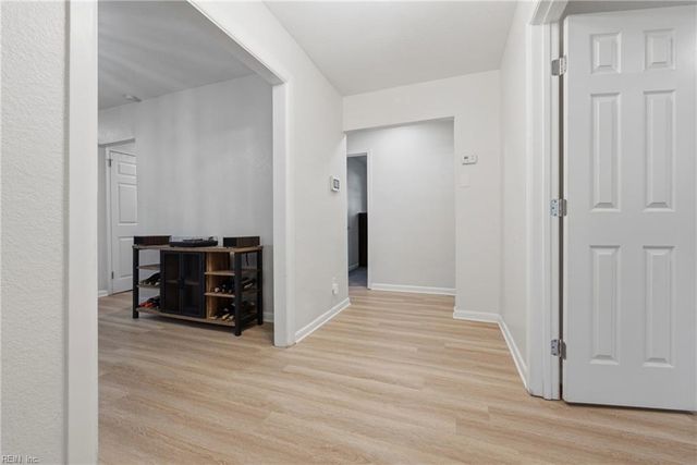 3249 Deer Park DR, Virginia Beach, VA 23452