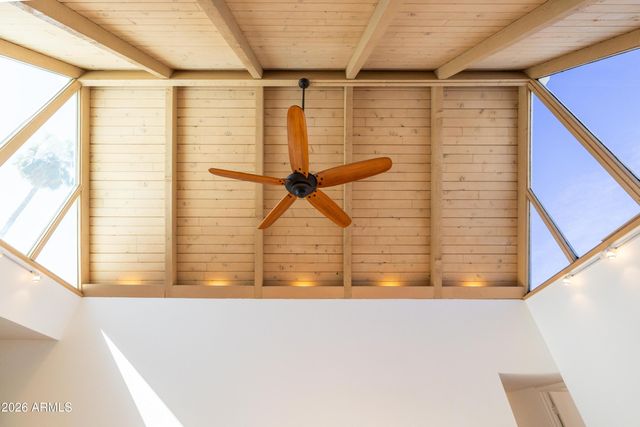 1302 E NICOLET Avenue, Phoenix, AZ 85020