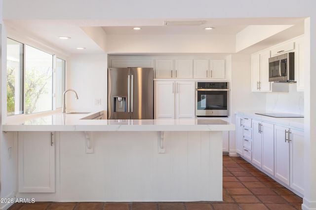 1302 E NICOLET Avenue, Phoenix, AZ 85020