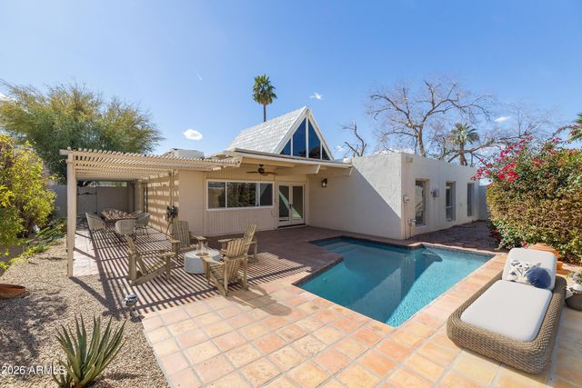 1302 E NICOLET Avenue, Phoenix, AZ 85020