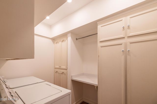 1302 E NICOLET Avenue, Phoenix, AZ 85020