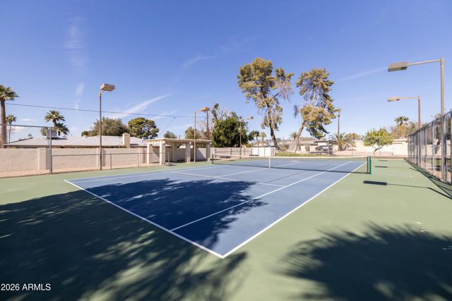 1302 E NICOLET Avenue, Phoenix, AZ 85020