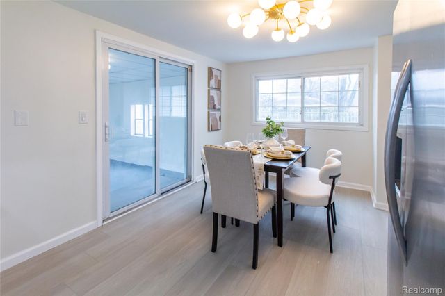 23106 Springbrook Drive, Farmington Hills, MI 48336