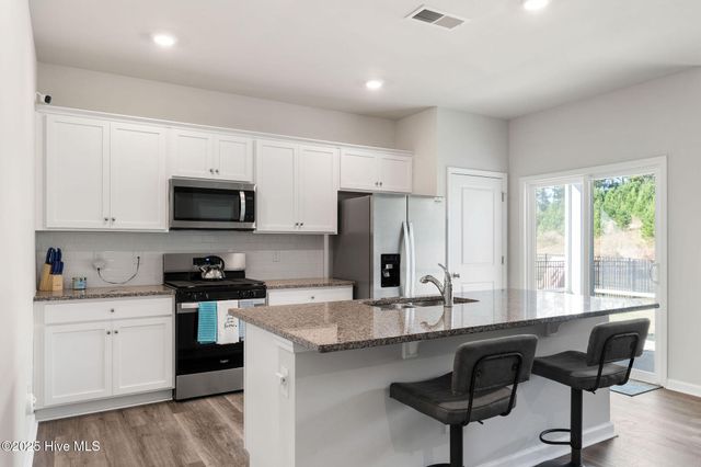 3109 Lochgreen Circle, Leland, NC 28451