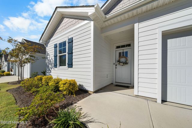 3109 Lochgreen Circle, Leland, NC 28451