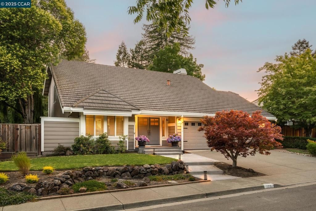 175 Woodview Terrace Dr, San Ramon, CA 94582