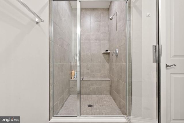 18353 MOSS GARDEN RD, Dumfries, VA 22026